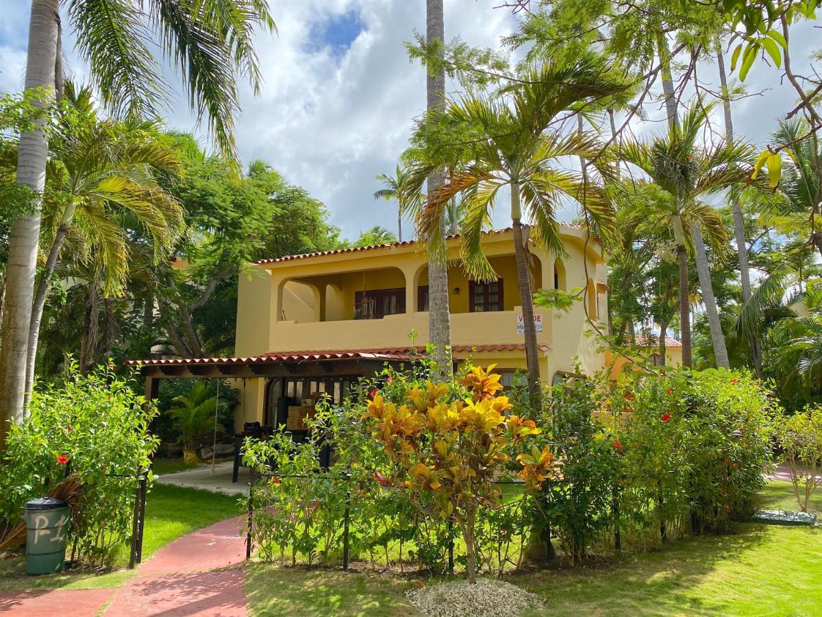 Los Corales Villas And Suites - Beach Club, Spa, Restaurants Punta Cana Room photo